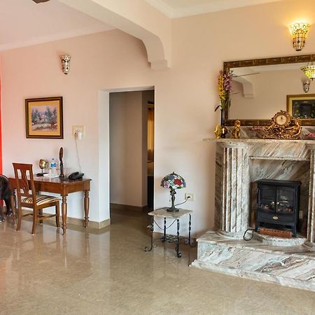 Hotel Maitri Sweet Living Бага Экстерьер фото