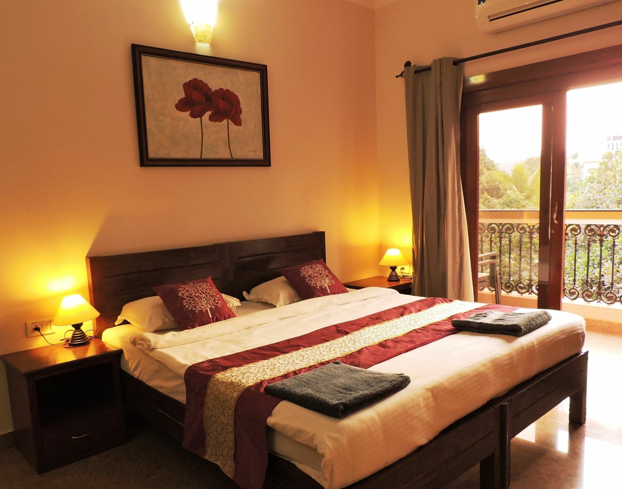 Hotel Maitri Sweet Living Бага Экстерьер фото